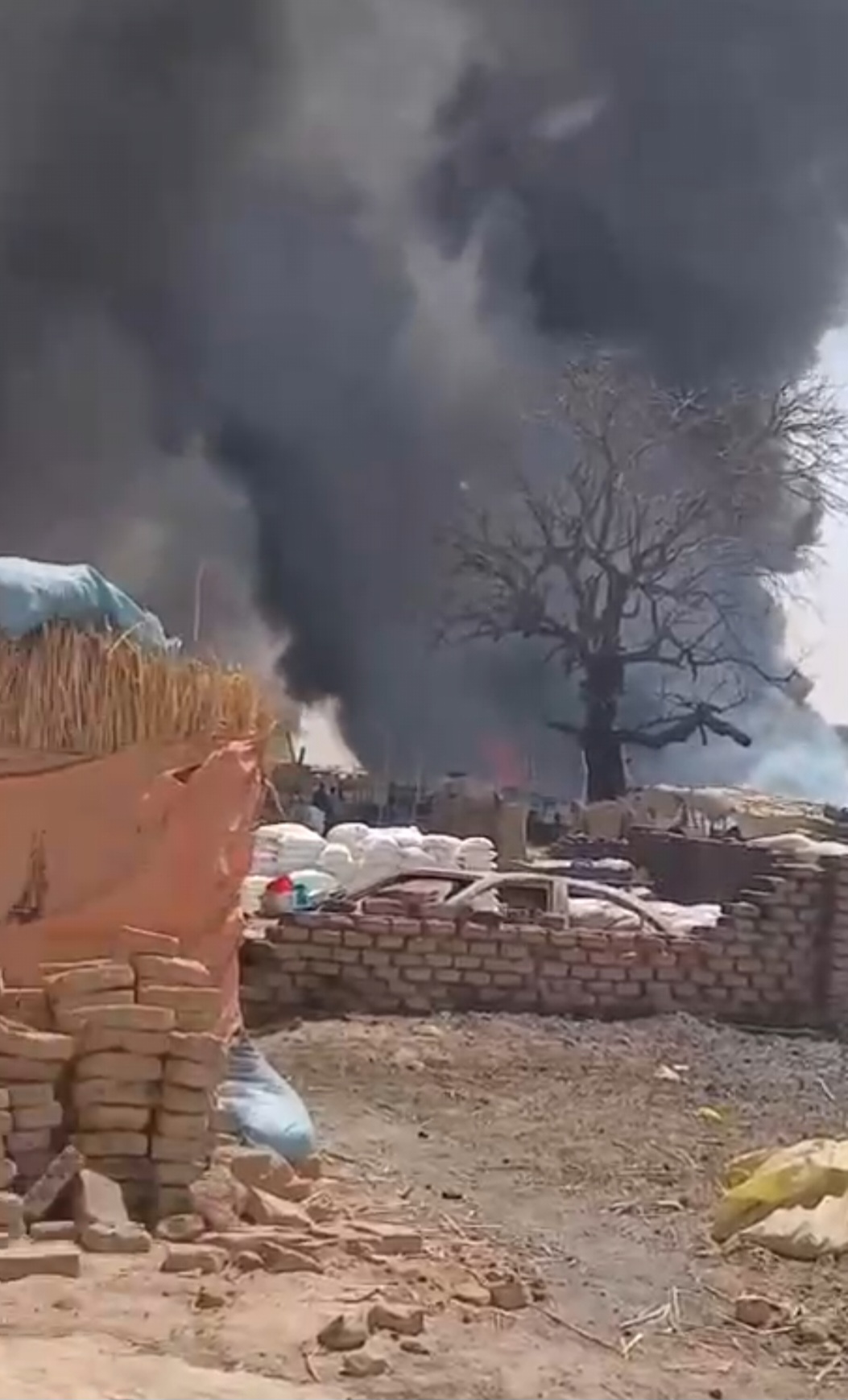 قتلى وجرحى في غارة بطائرة مسيّرة استهدفت سوق الوقود غرب الجنينة