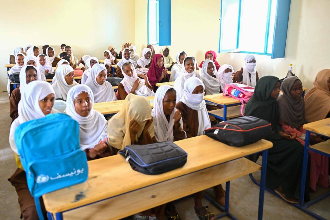 لجنة المعلمين السودانيين تعلن دعم إضراب معلمي الشمالية وتطالب برفع الحد الأدنى للأجور