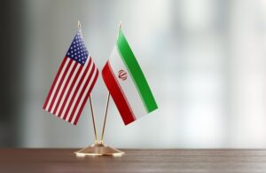 إيران والولايات المتحدة.. اتفاق محتمل يخلق حالة من الإنقسامات الداخلية في البلدين